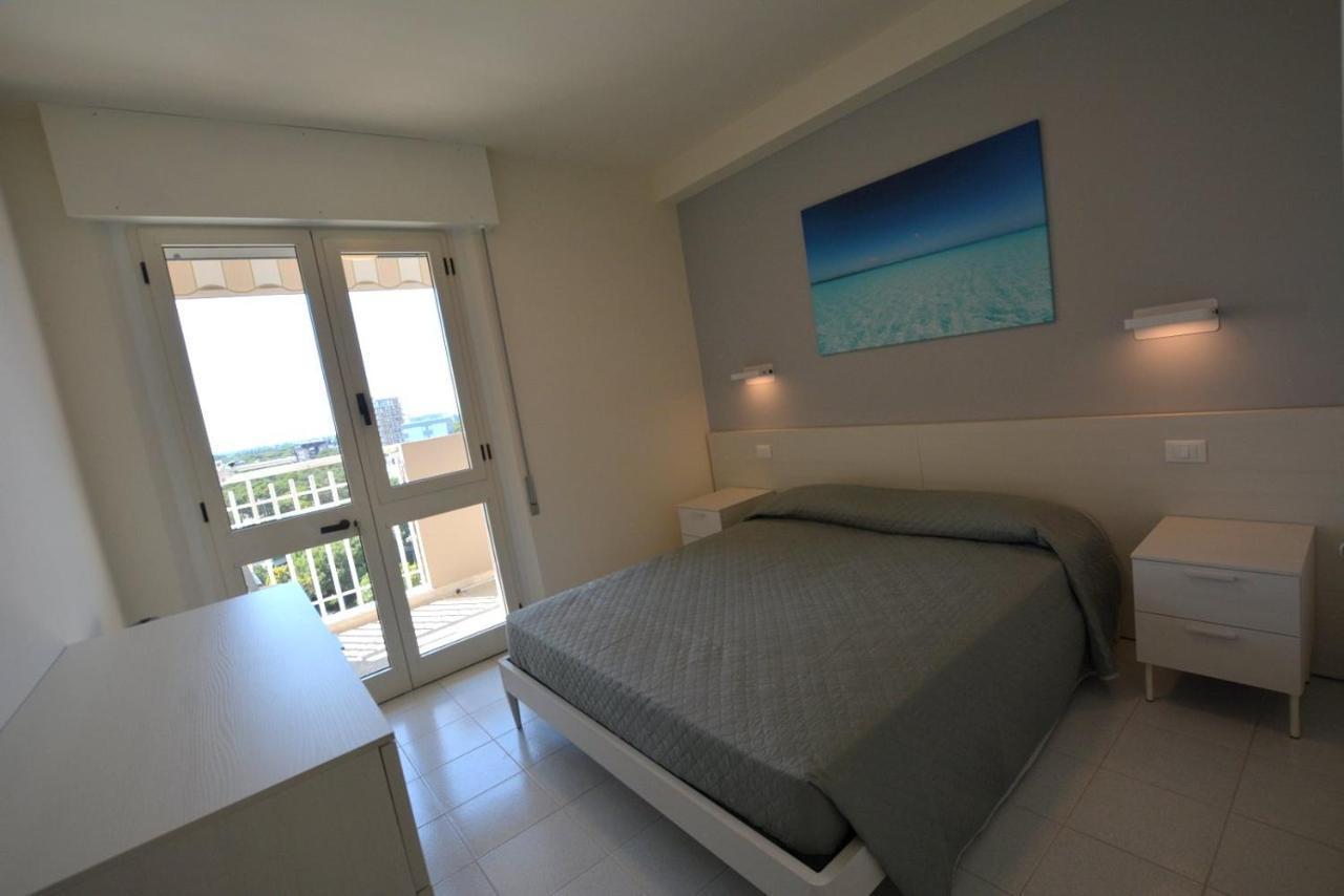 リニャーノ・サッビアドーロLignano Pineta With Sea Viewアパートメント エクステリア 写真